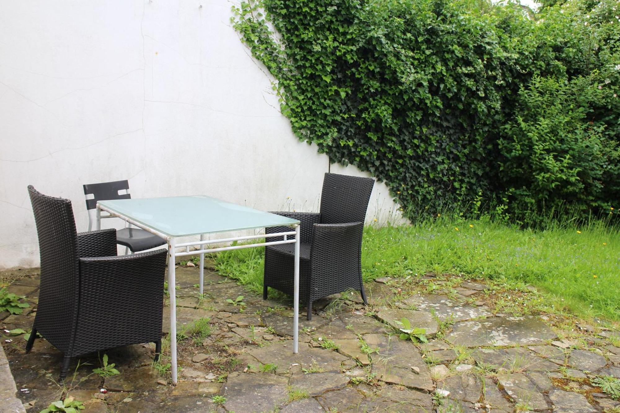Large Garden Apartment On Golders Green High Road Londen Buitenkant foto